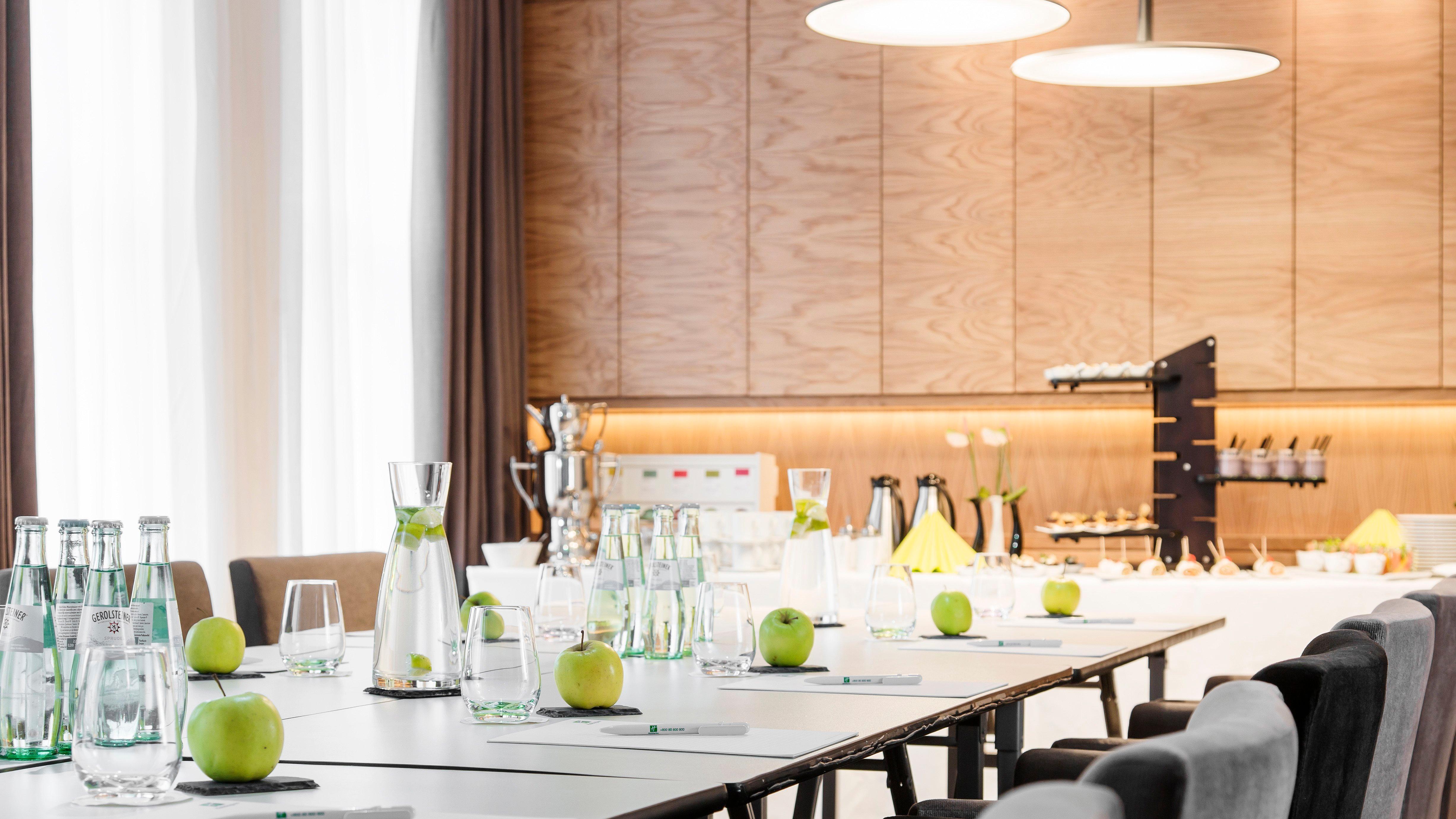 Holiday Inn Dresden - Am Zwinger By Ihg Екстериор снимка
