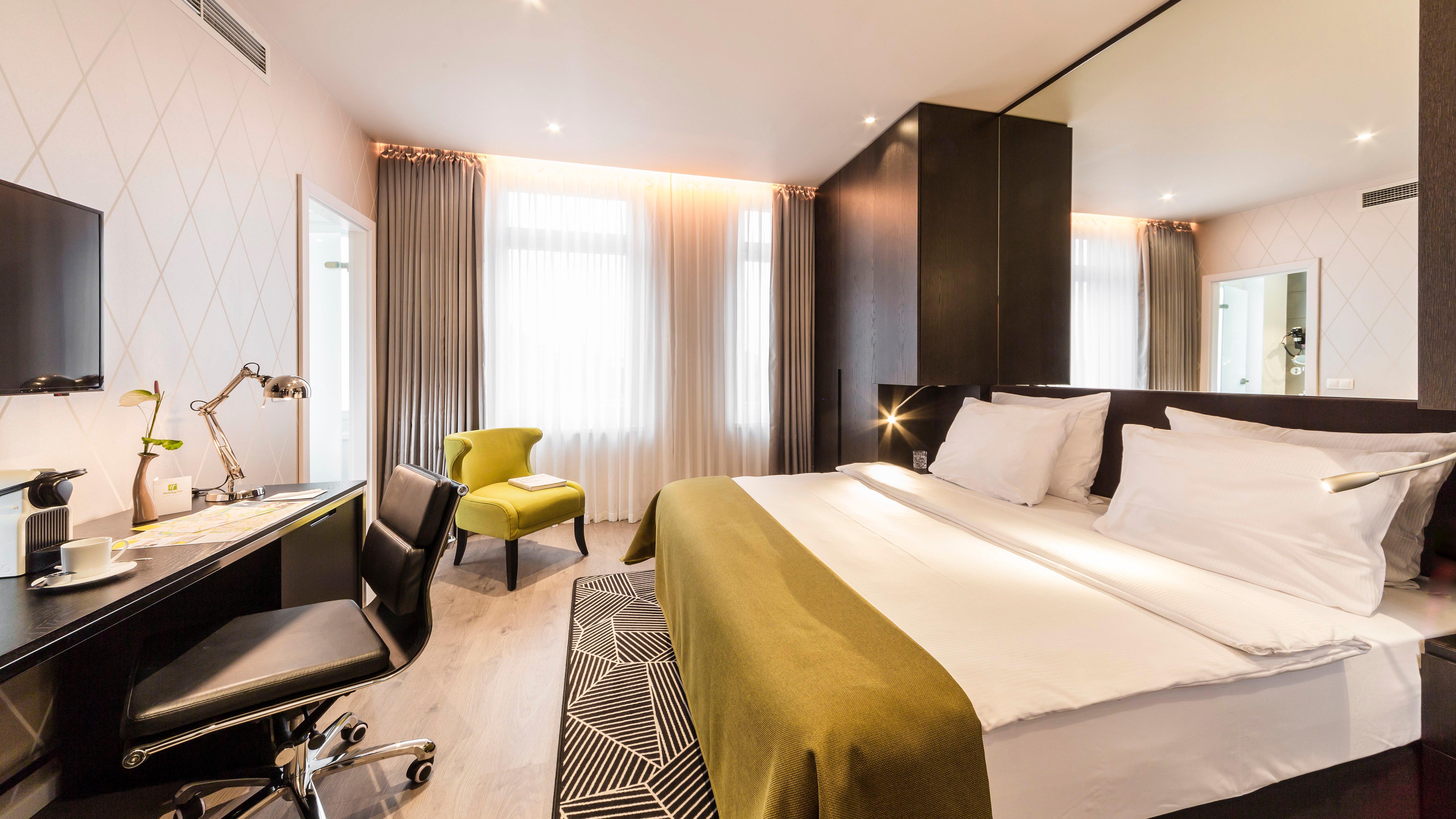 Holiday Inn Dresden - Am Zwinger By Ihg Екстериор снимка