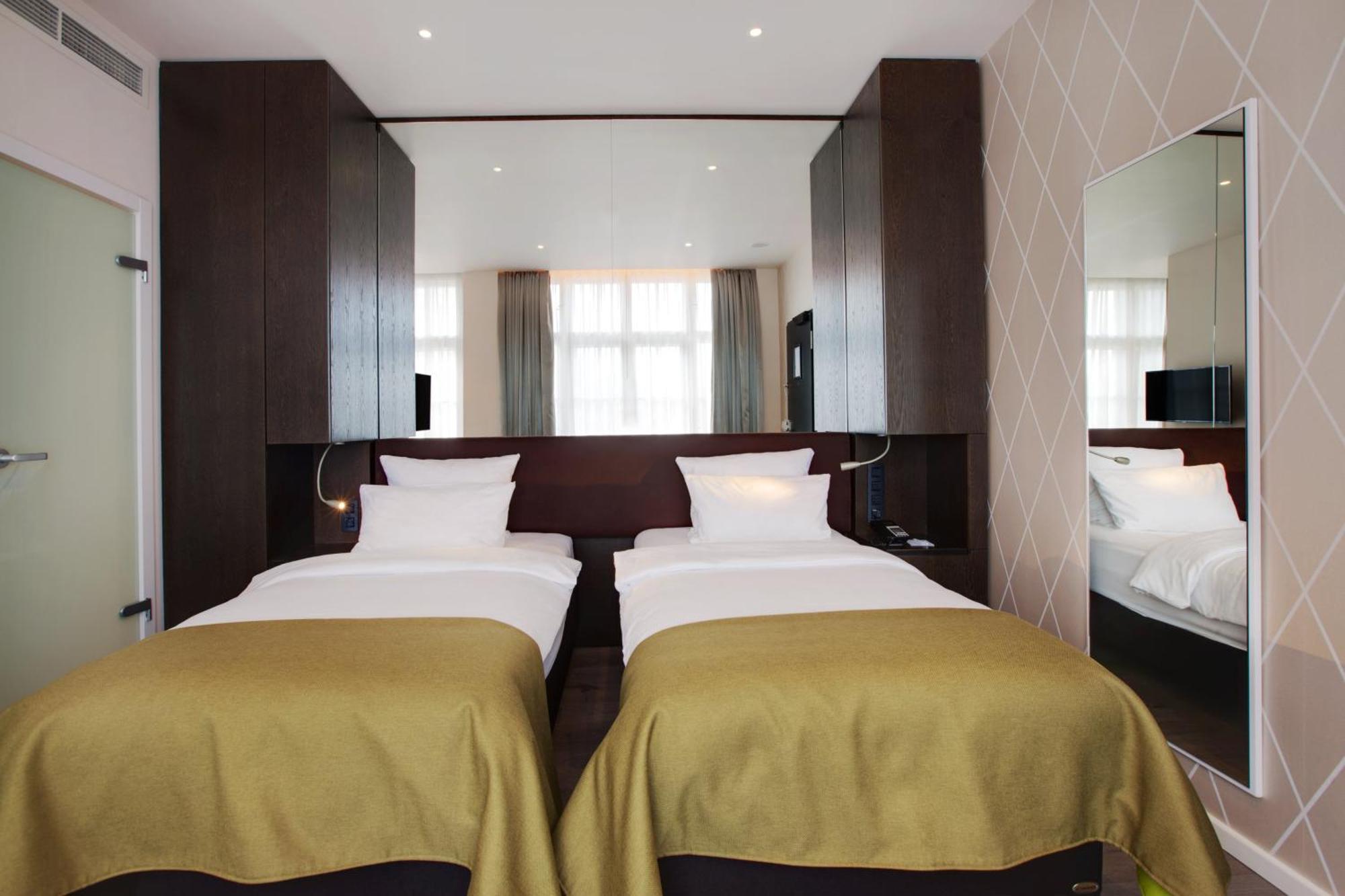 Holiday Inn Dresden - Am Zwinger By Ihg Екстериор снимка